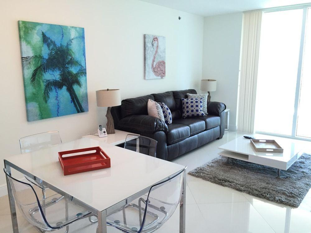 Churchill Suites Miami Brickell - One Broadway Екстериор снимка