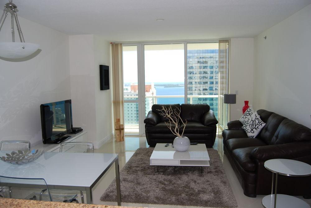 Churchill Suites Miami Brickell - One Broadway Екстериор снимка