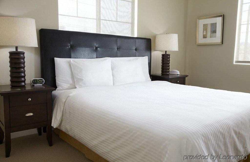 Churchill Suites Miami Brickell - One Broadway Екстериор снимка