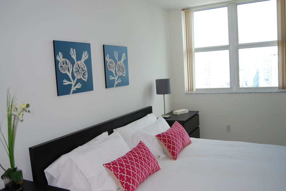 Churchill Suites Miami Brickell - One Broadway Екстериор снимка