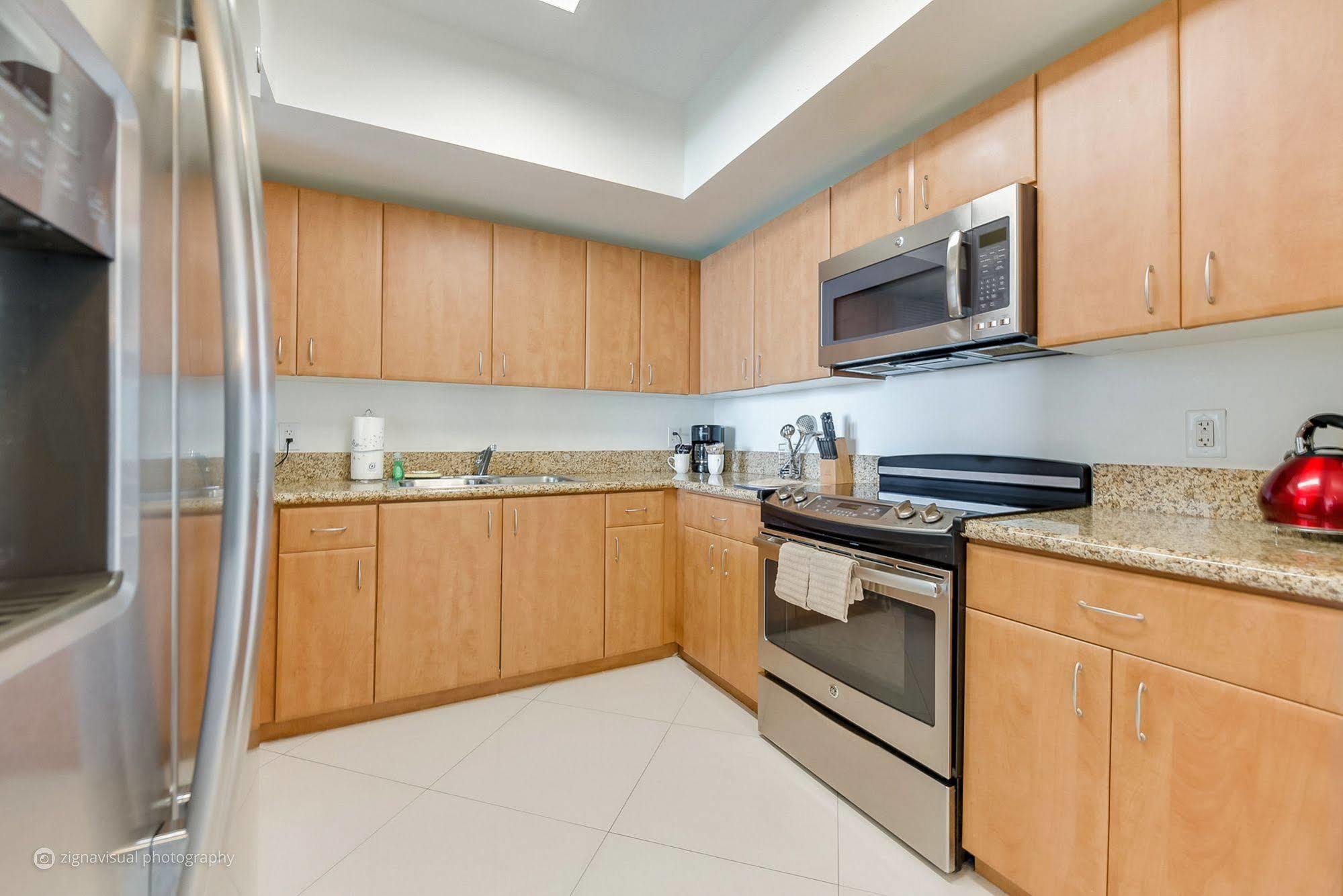 Churchill Suites Miami Brickell - One Broadway Екстериор снимка