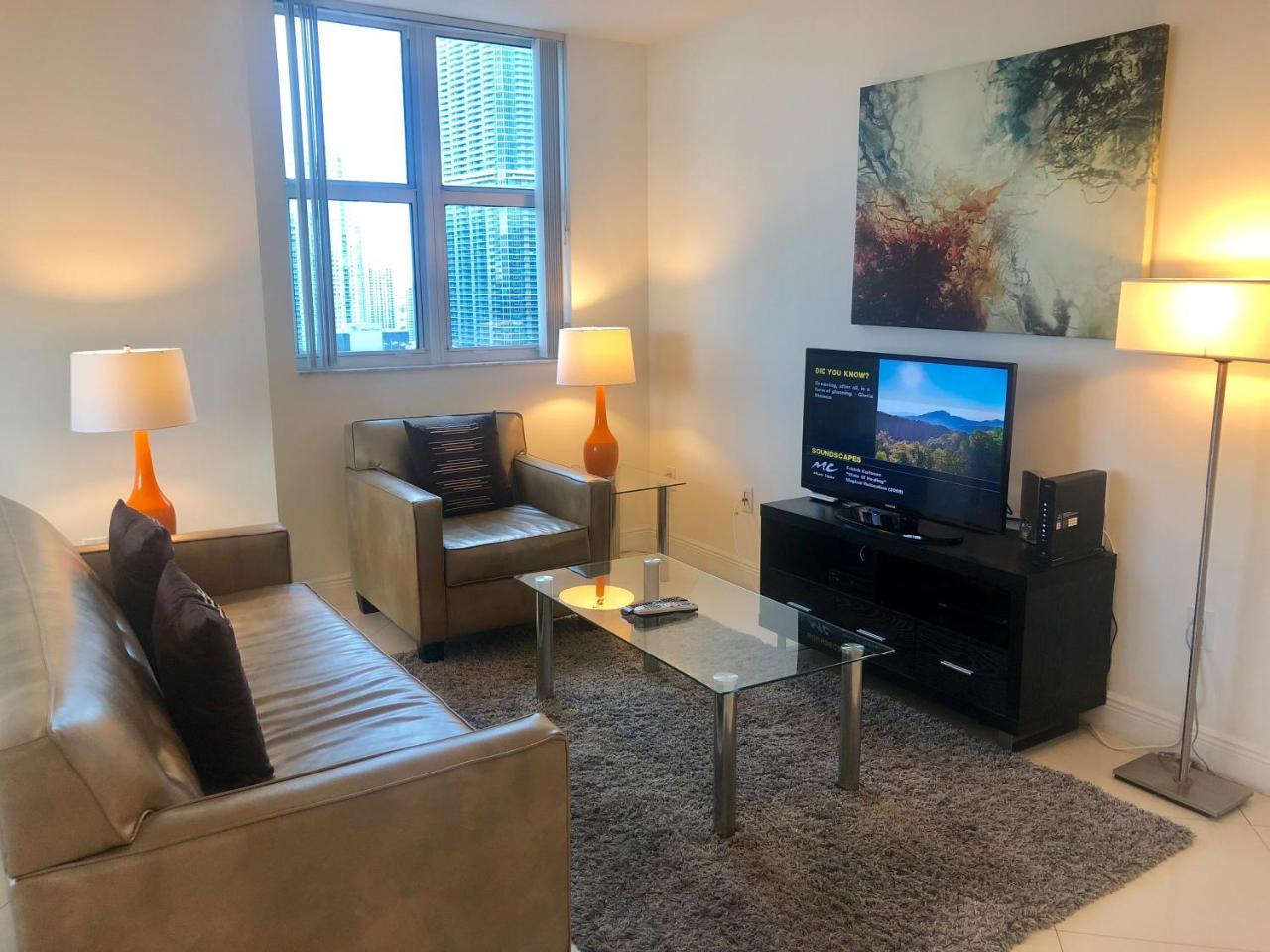 Churchill Suites Miami Brickell - One Broadway Екстериор снимка