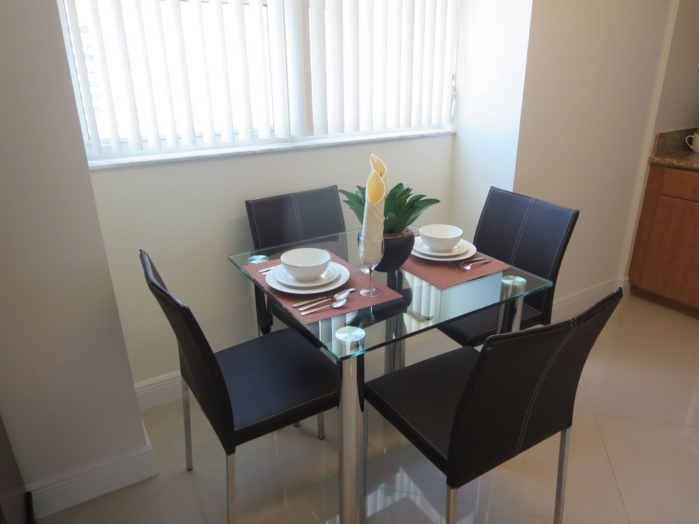 Churchill Suites Miami Brickell - One Broadway Екстериор снимка