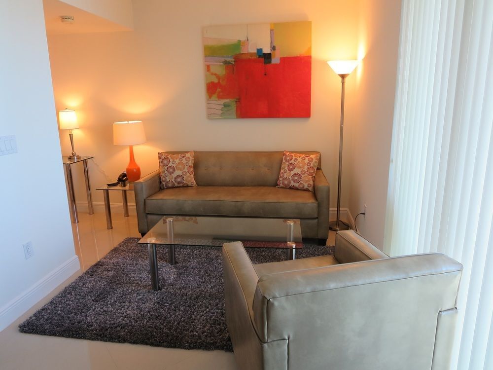 Churchill Suites Miami Brickell - One Broadway Екстериор снимка